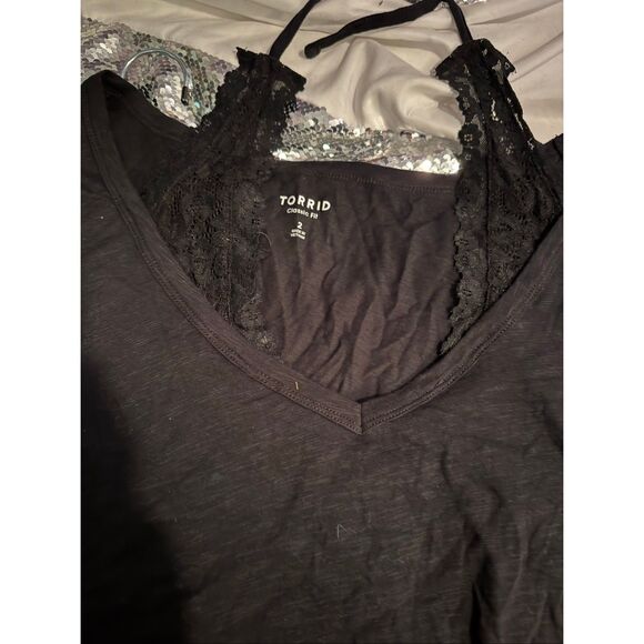 Torrid  plus size 2 xxl bundle lot 2  V neck lace halter Jersey Tee shirt top - Picture 3 of 4